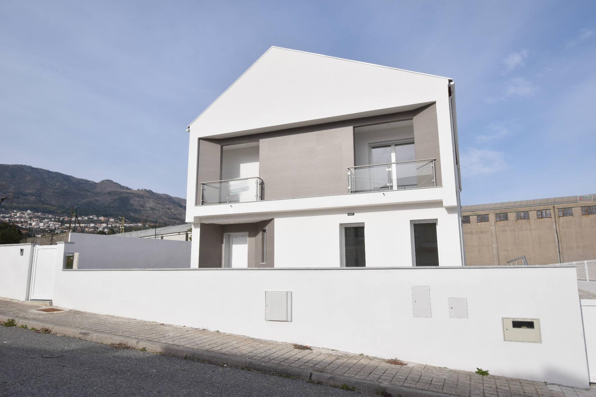 Moradia Isolada V4 - NOVA - Covilhã