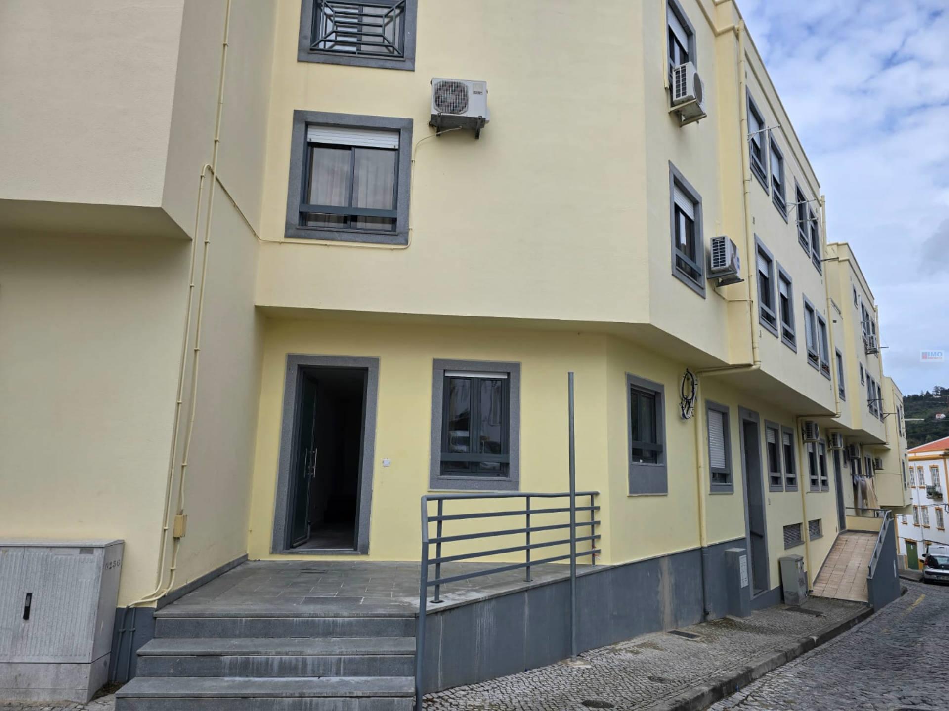 Lugar de Garagem - Parqueamentos - Centro de Portalegre