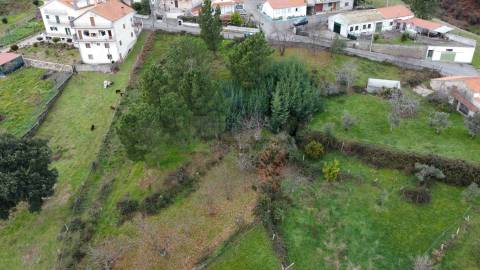 Terreno Urbano p/ Investimento – Unhais da Serra - Possível Construção de 6 Moradias