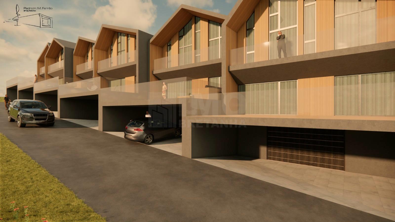 Terreno Urbano p/ Investimento – Unhais da Serra - Possível Construção de 6 Moradias