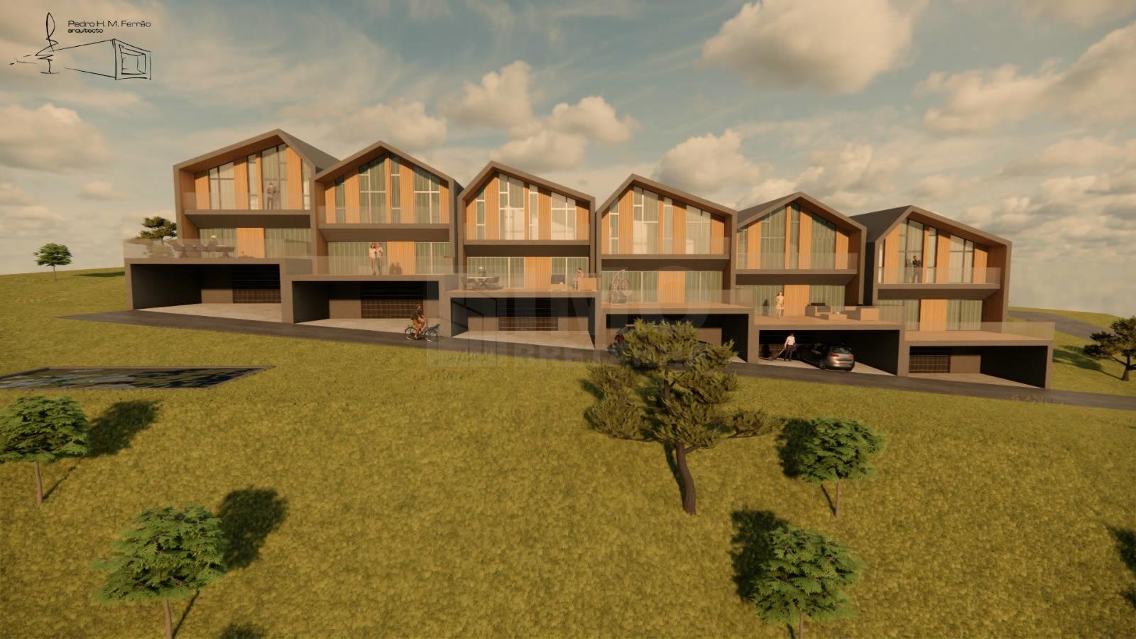 Terreno Urbano p/ Investimento – Unhais da Serra - Possível Construção de 6 Moradias