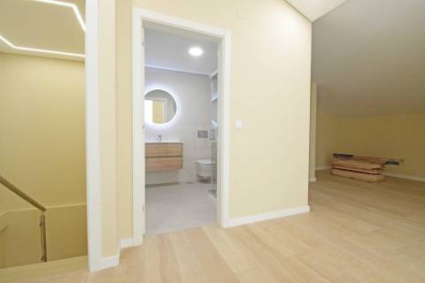 T2 Duplex c/ Terraço NOVO - Zona Baixa da Covilhã