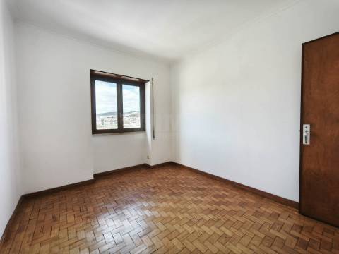 T4 - Bairro Norton de Matos | Solum – Coimbra