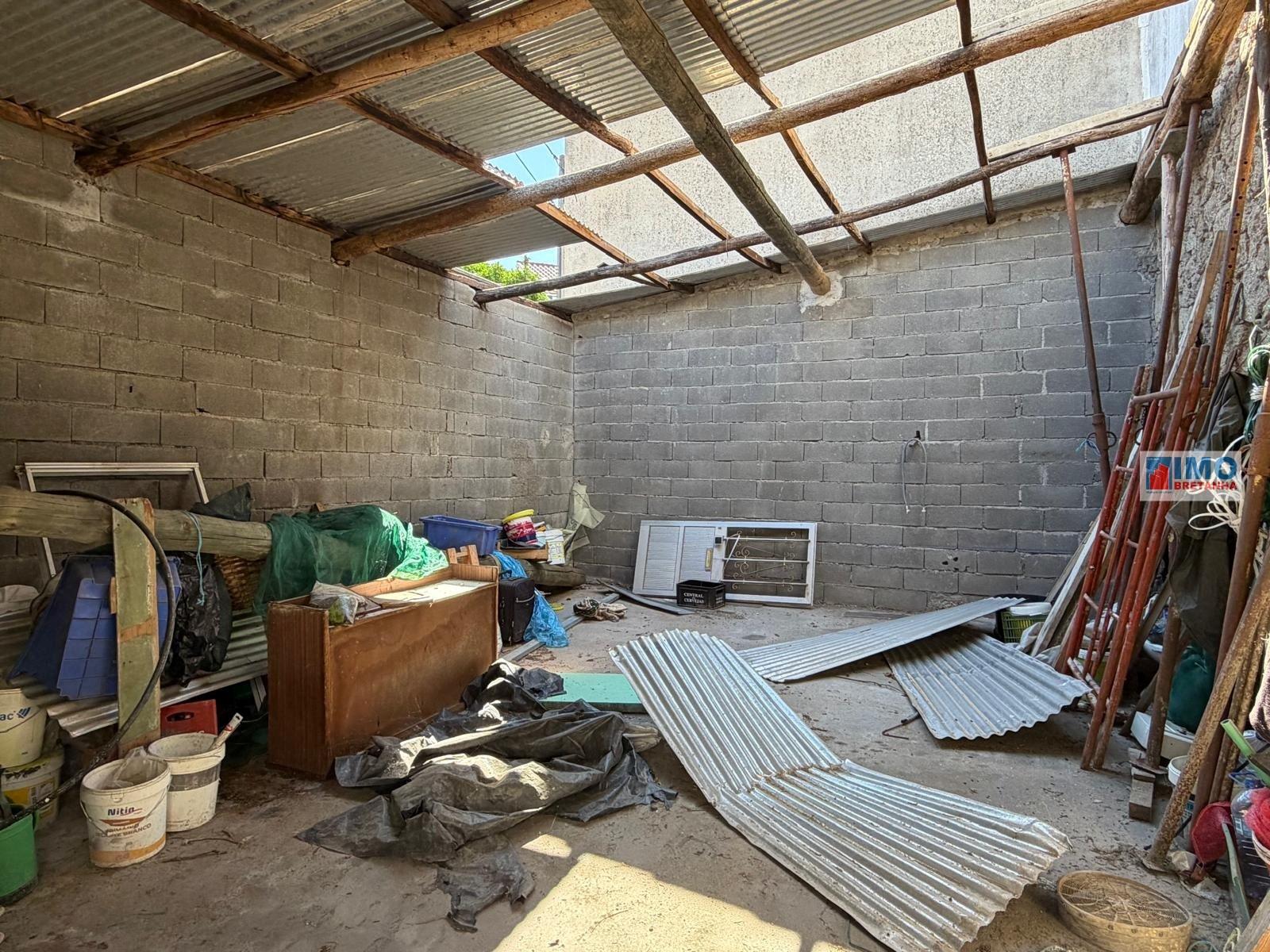 Oportunidade Única na Póvoa de Rio Moinhos: O Espaço que se Adapta aos Seus Sonhos 🏡