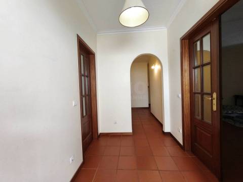 Moradia T6+3 c/ Piscina e Garagem - Coimbra