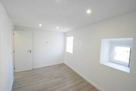 Moradia T3 Remodelada - Centro da Boidobra - Covilhã