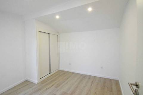 Moradia T3 Remodelada - Centro da Boidobra - Covilhã