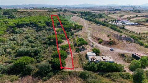 Terreno Rústico com 4.680m2 a venda na Terrugem
