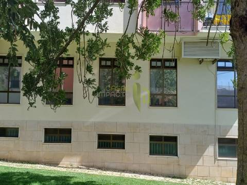 Loja  Arrendamento em Alfragide,Amadora