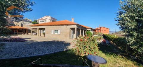 Moradia T6