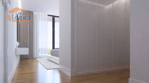T2 Novo c/ dois lugares garagem e varanda 21,24m2 em Portimão.