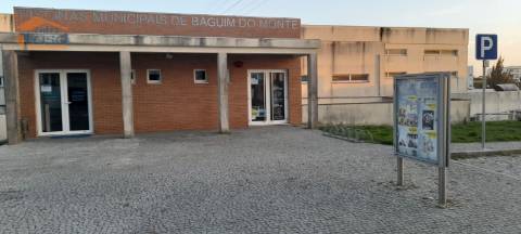 4 Lotes de Terrenos  Baguim do Monte- Excelente  Localização 