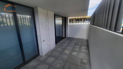 T1 (novo) com Terraço com vistas de mar, em Canidelo, Vila Nova de Gaia