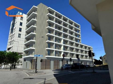 Apartamento T0 C/ Terraço 39.10m2 em Empreendimento de Referência, centro de  Vila Nova de Gaia