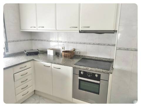 Apartamento T2 lugar de garagem varanda