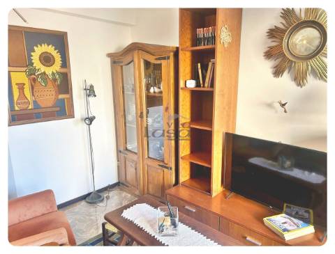Moradia com mobília Rua Bernardino Oliveira Pinto 