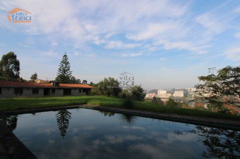 Quinta com vistas para o Rio Douro, 3000m2 em Vila Nova de Gaia