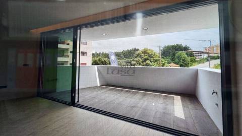 T2 com Terraço de 153m2 em Gondomar