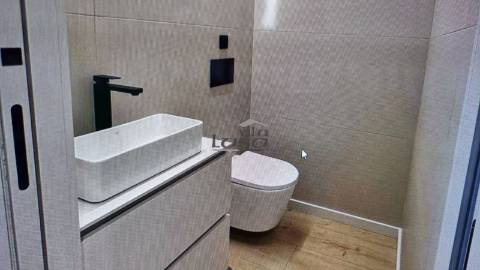 T4 com Varanda de 48,40m2 em Gondomar