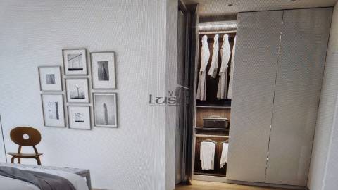 Moradia T3 (2 frentes), condomínio com piscina em Gondomar