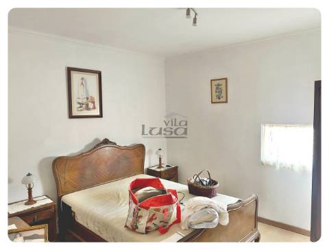 Moradia Bifamiliar T2+T2 Terreno generoso Valbom Gondomar