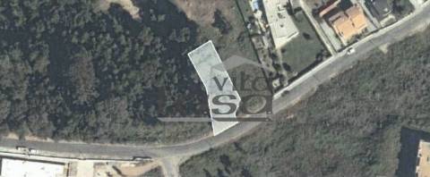 Terreno Grijo, para a contrução de Moradia de 4 frentes