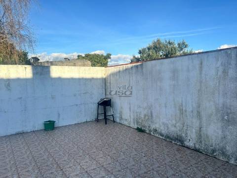 Moradia T2 Térrea Terraço Valbom Junta de Freguesia