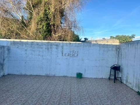 Moradia T2 Térrea Terraço Valbom Junta de Freguesia