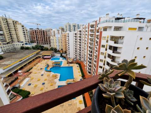 Apartamento T1 a 300 Metros da Praia da Rocha