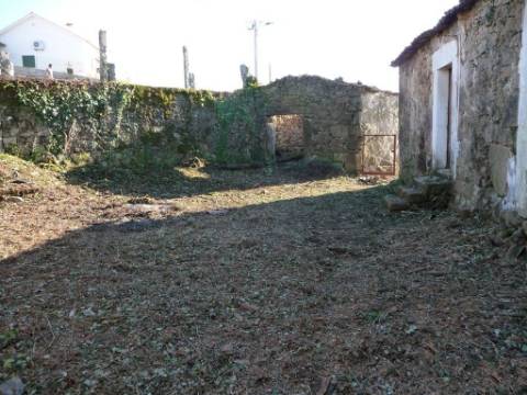 Quinta T0 Venda em Agualonga,Paredes de Coura