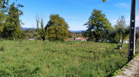Terreno Para Construção T3+1 Venda em Gondarém,Vila Nova de Cerveira