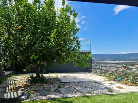 Moradia Isolada T5 Venda em Loivo,Vila Nova de Cerveira