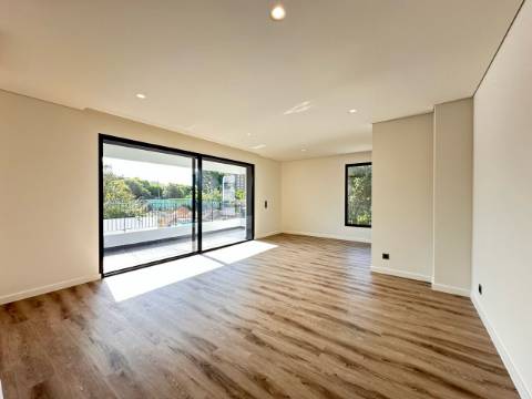Apartamento T3 Venda em Lordelo do Ouro e Massarelos,Porto