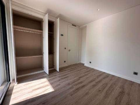 Apartamento T3 Venda em Lordelo do Ouro e Massarelos,Porto