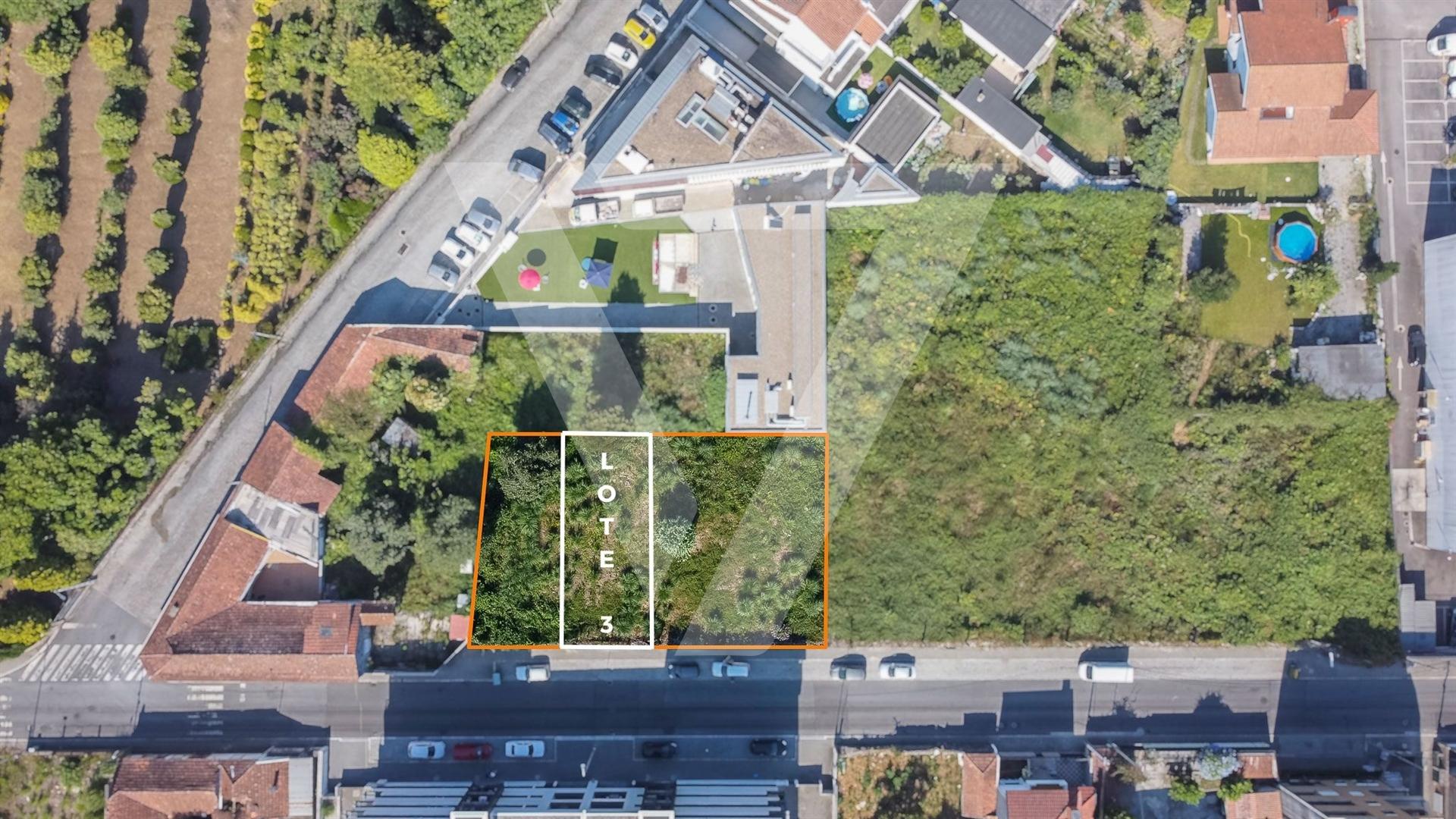 Terreno Para Construção à Venda em Vila Nova de Gaia - Pedroso.