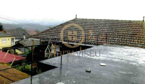 Moradia Devoluta T3 Venda em Queirã,Vouzela