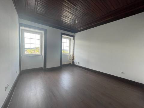 Apartamento T3 Arrendamento em Viseu,Viseu