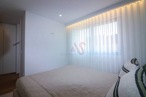 Apartamento T2 Novo em Fraião, Braga