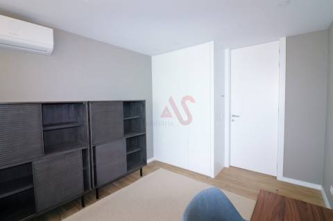 Apartamento T2 Novo em Fraião, Braga