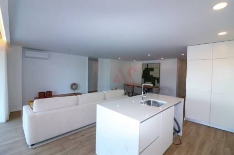 Apartamento T2 Novo em Fraião, Braga