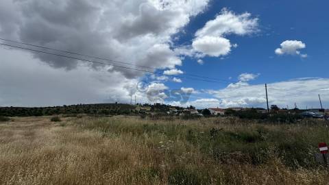 Terreno Urbano para Construção com 1685m2 , São João dos Caldeireiros, Mértola