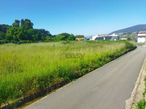 Terreno 515m² em Seixas: Construa Até 330m² (PIP em Curso)