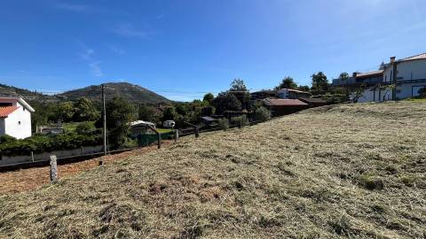 Terreno Premium Vilar de Mouros 360m² | Projeto Aprovado