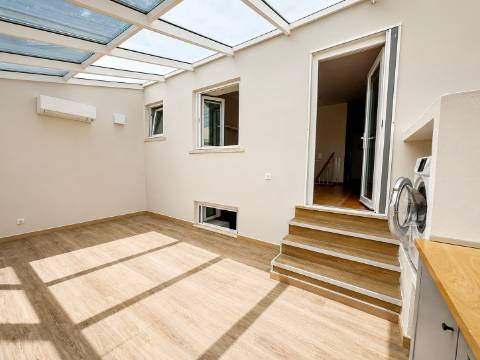 Apartamento T2 Arrendamento em Campolide,Lisboa