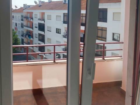 T4 remodelado na Amora
