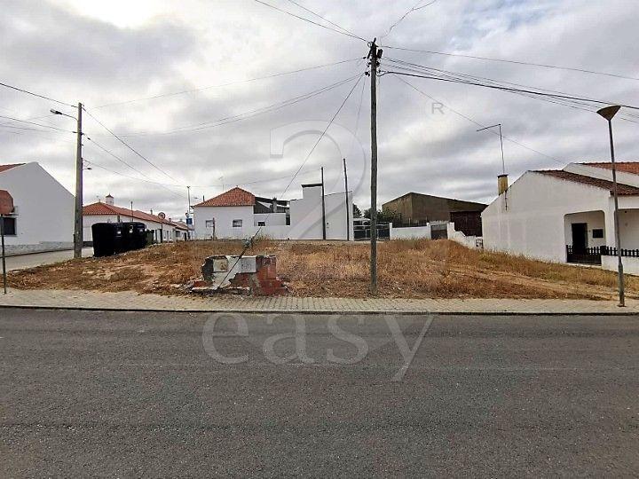 Terreno Urbano com 422,21 m2, Alvalade, Alentejo