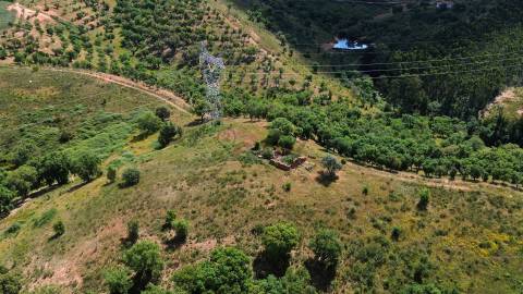 Refúgio alentejano com 45 hectares e vistas deslumbrantes em Odemira