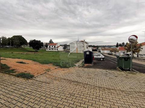 Terreno Urbano com 280 m2, Alvalade, Alentejo