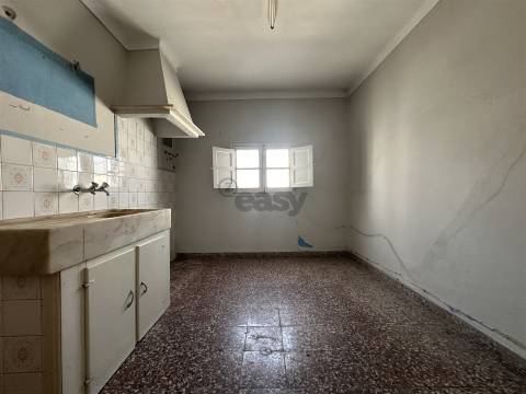 Duo 24 – Imóvel para Investimento, c/ projecto, em Borba, Alentejo
