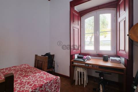 Casa Senhorial c/ 10 divisões remodelada em Rua Emblemática de Castro Verde